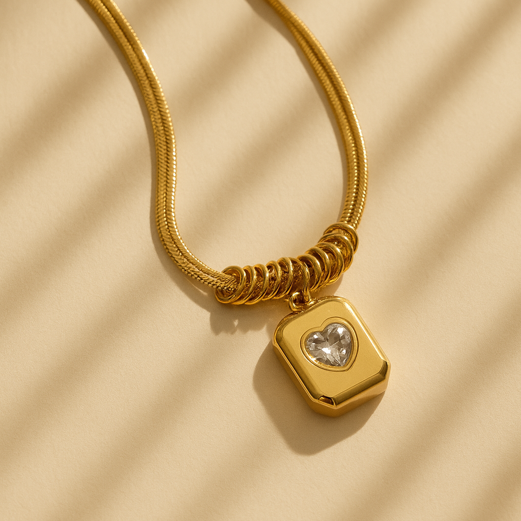 Marguerite Necklace