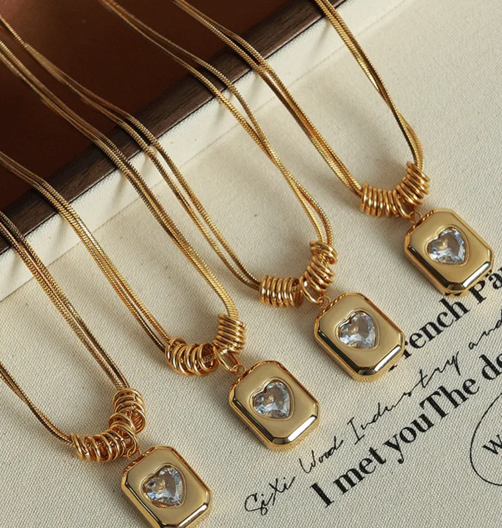 Marguerite Necklace