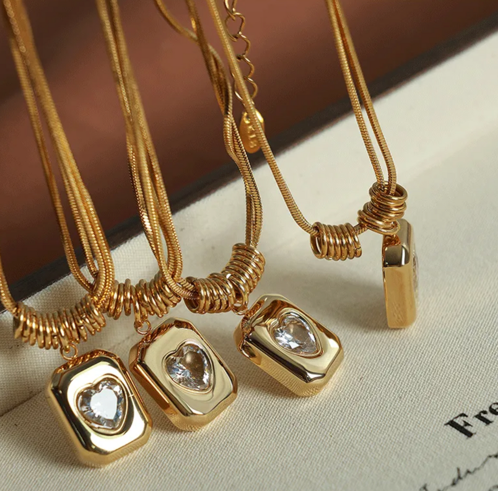 Marguerite Necklace