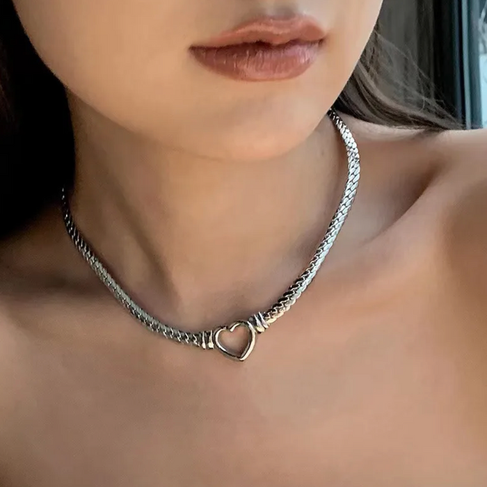 Amara Necklace
